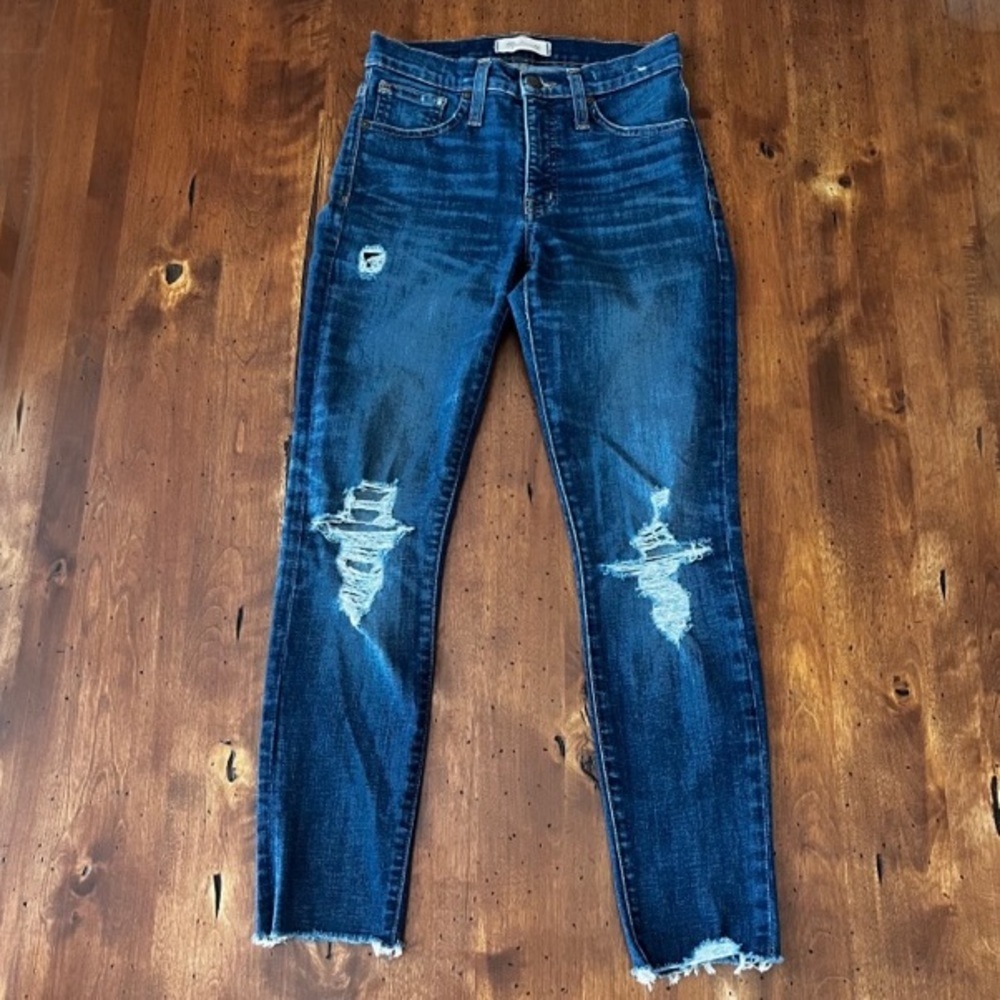 Madewell 9” High Rise Dark Wash Skinny Distressed Jeans‎